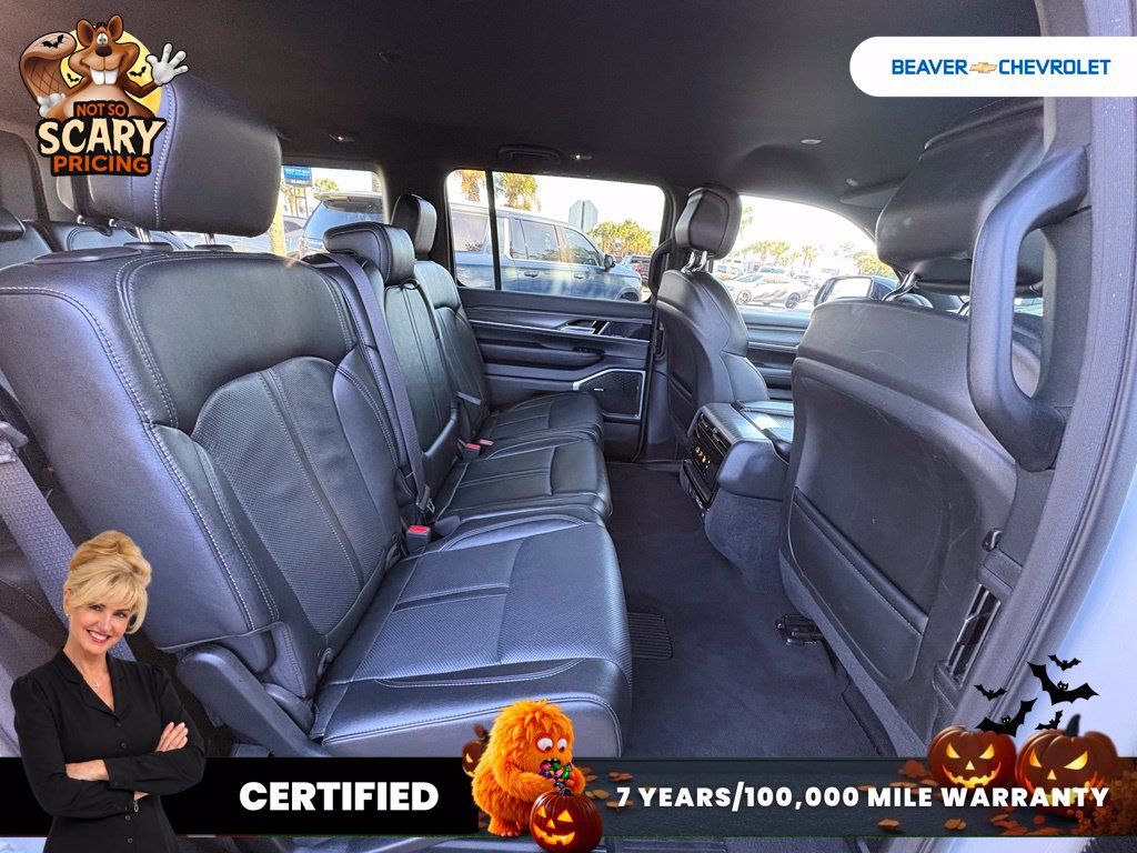 Used 2024 Jeep Wagoneer Series II w/ Flexible Seating Group RWD image 26
