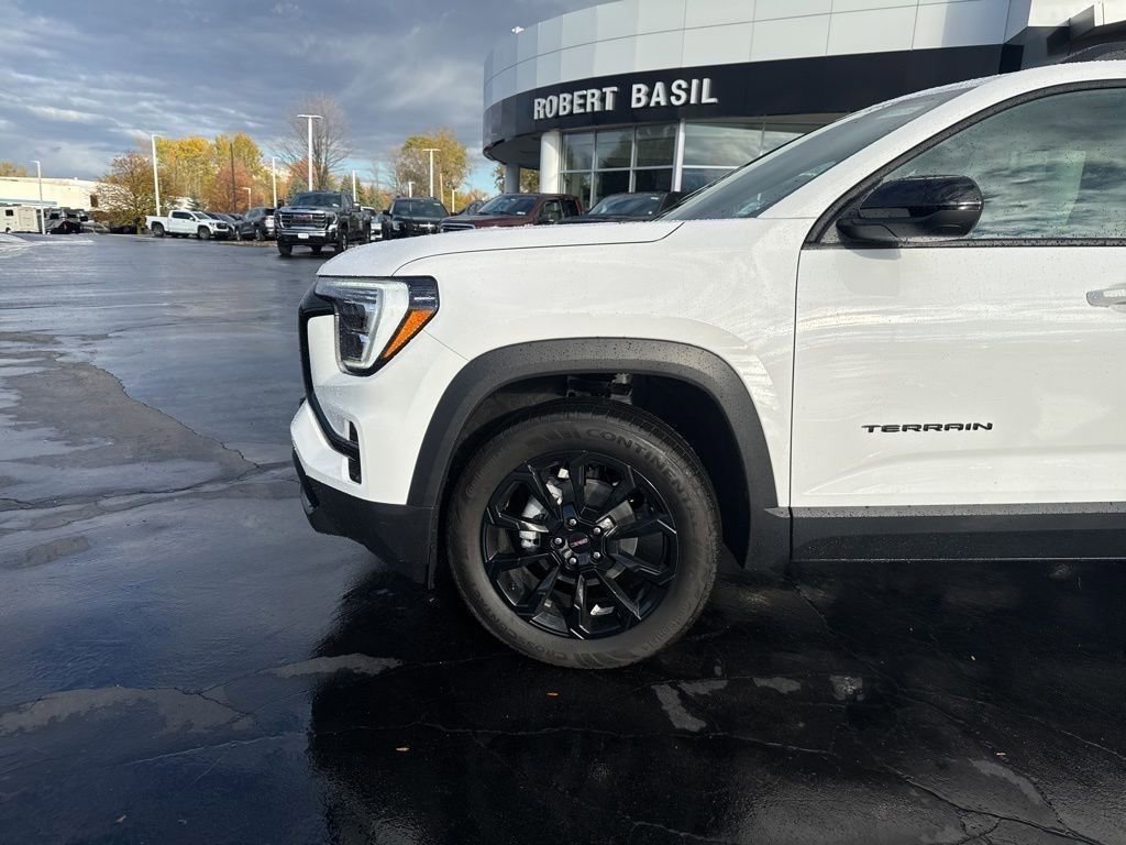 New 2026 GMC Terrain Elevation w/ Black Edition image 5