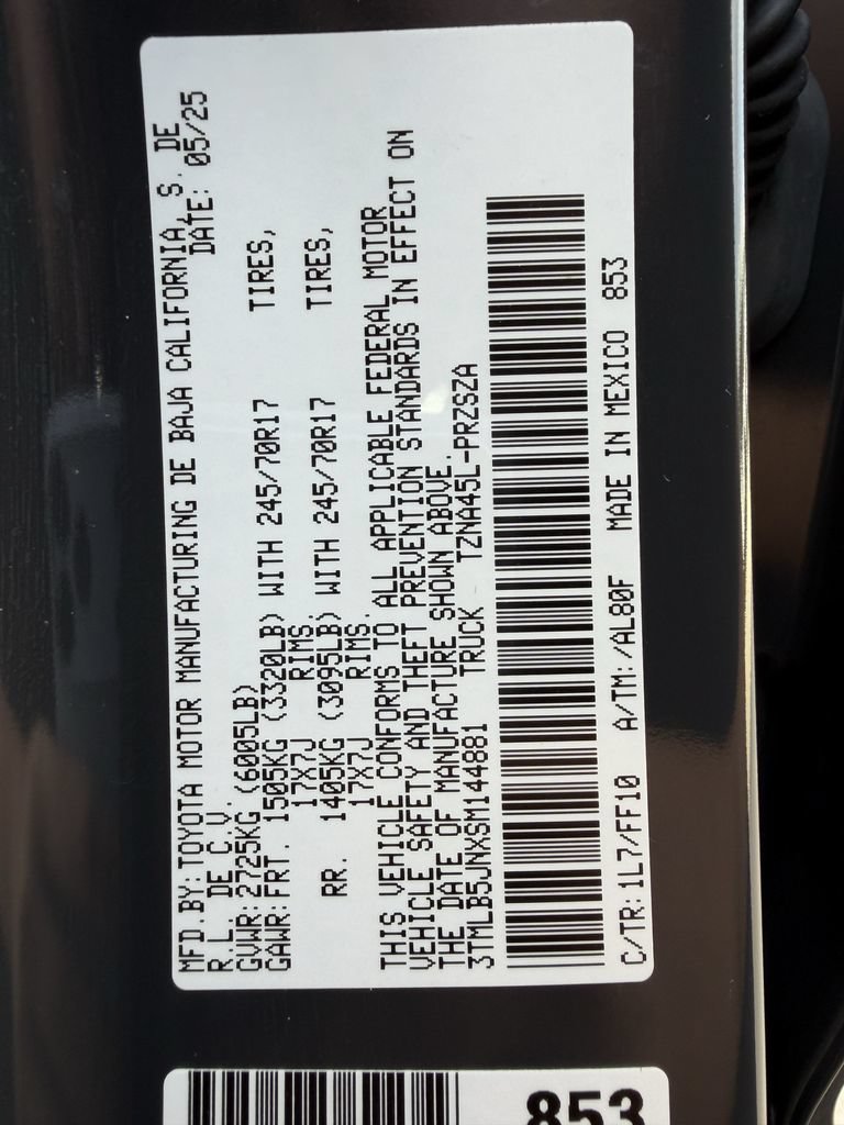 Used 2025 Toyota Tacoma SR5 AWD/4WD image 30