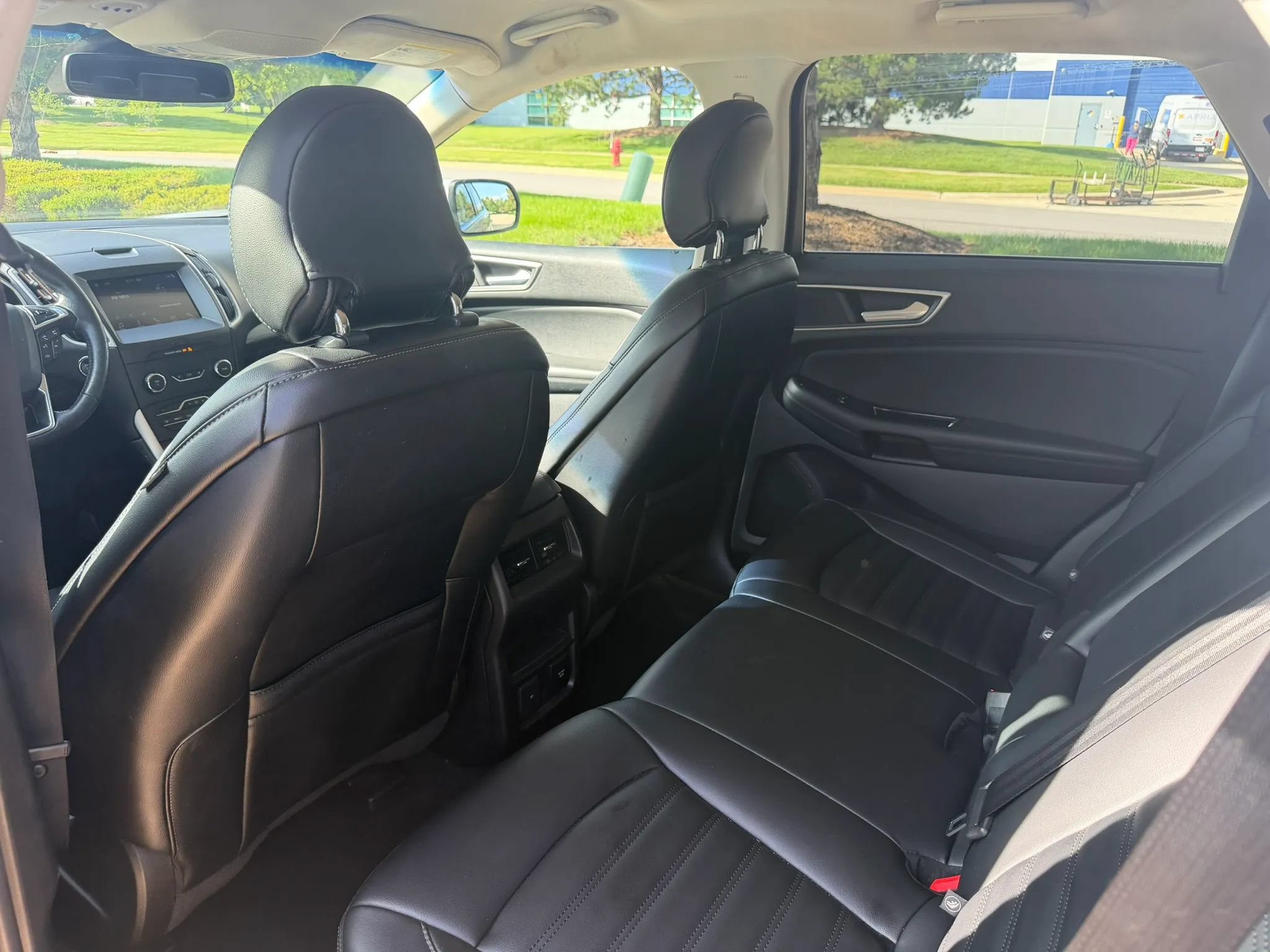 Used 2019 Ford Edge SEL w/ Equipment Group 201A AWD/4WD image 16