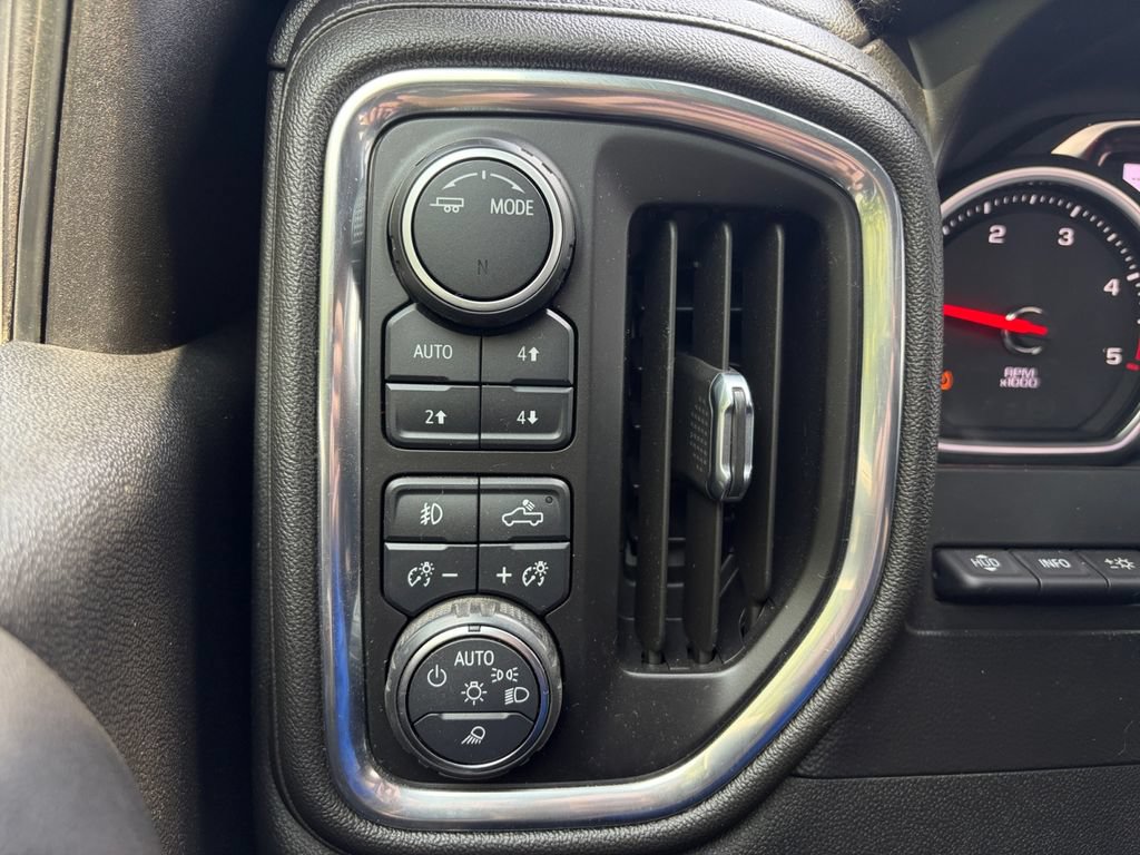 Used 2020 Chevrolet Silverado 2500 High Country w/ Z71 Off-Road Package AWD/4WD image 24