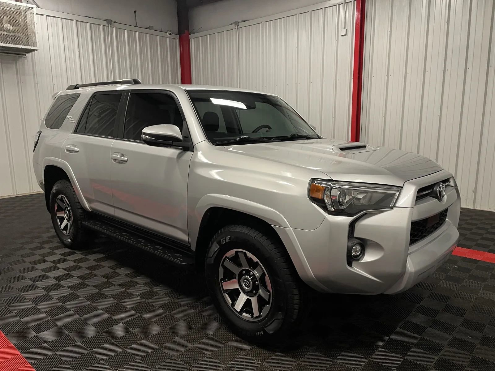 Used 2022 Toyota 4Runner TRD Off-Road Premium image 5