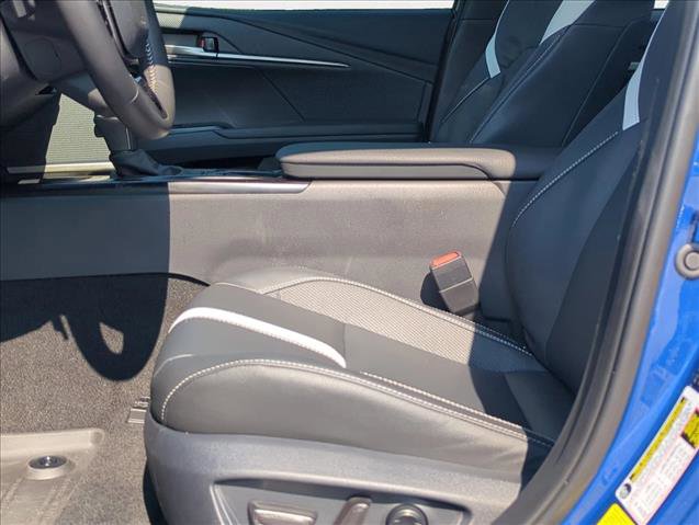 Certified 2025 Toyota Camry SE image 19