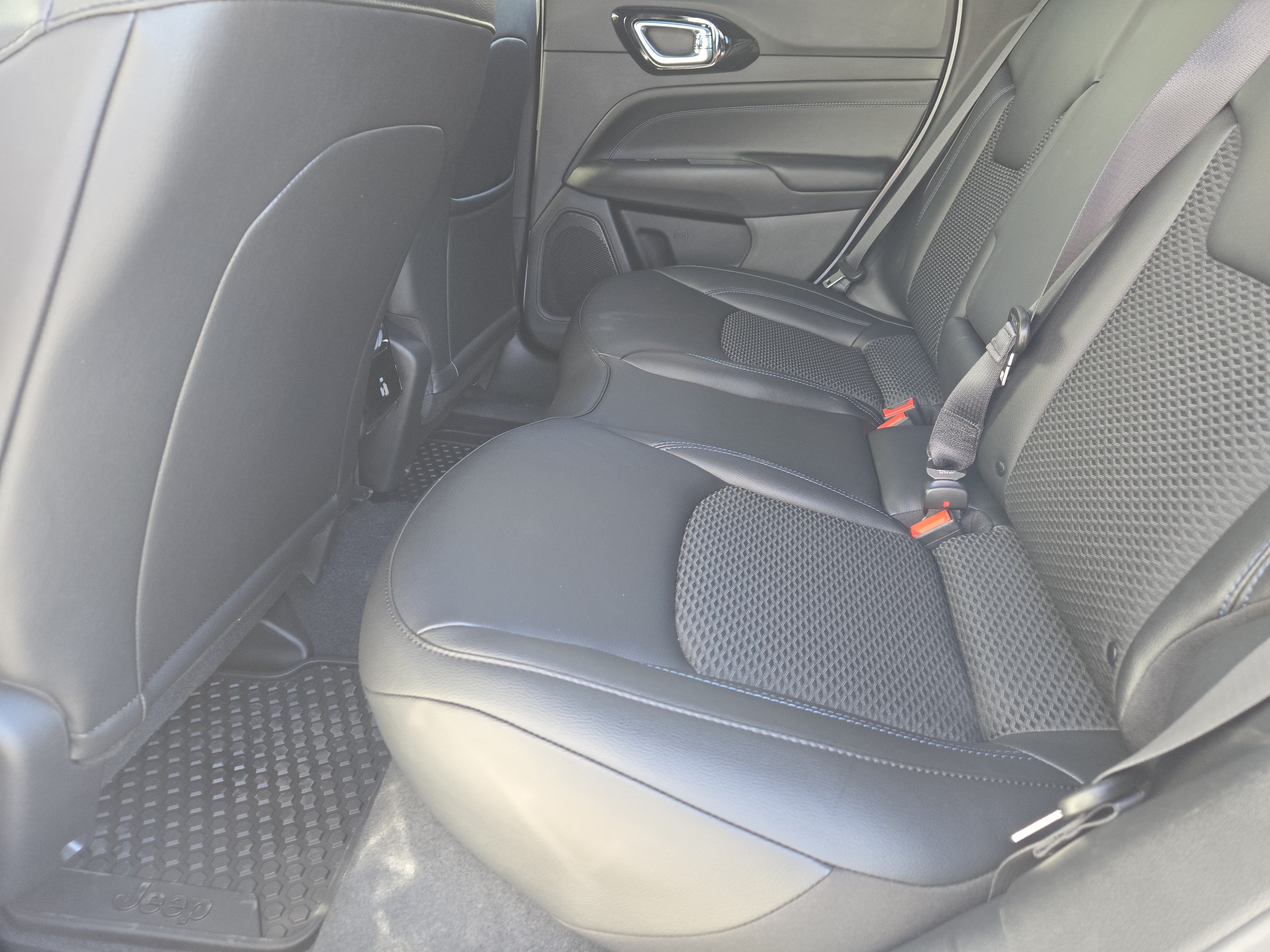New 2026 Jeep Compass Latitude AWD/4WD image 21