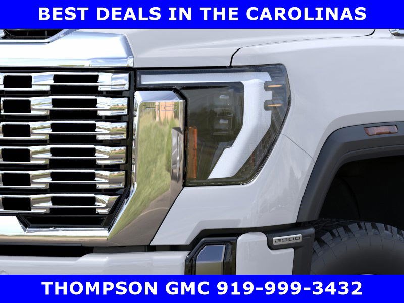 New 2025 GMC Sierra 2500 Denali w/ Denali Reserve Package image 13