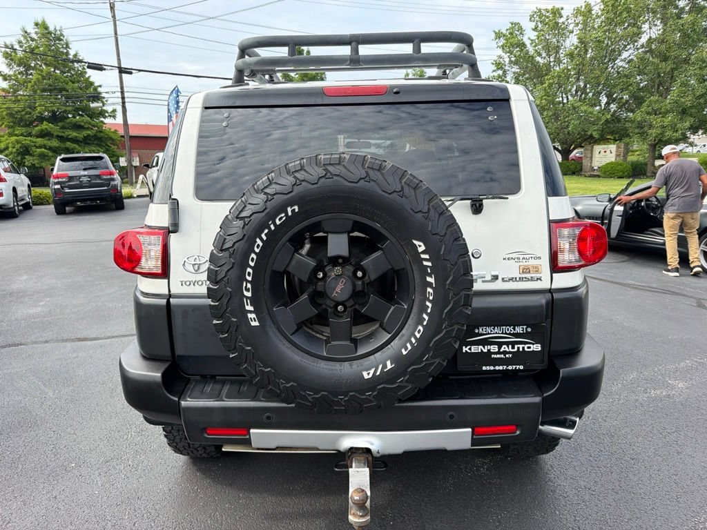 Used 2008 Toyota FJ Cruiser 4WD image 5