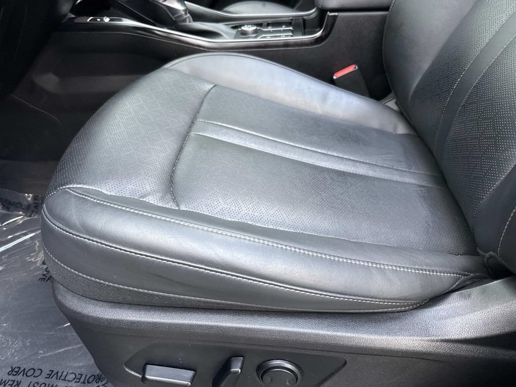Used 2022 Kia Sorento S w/ Panoramic Sunroof Package FWD image 25