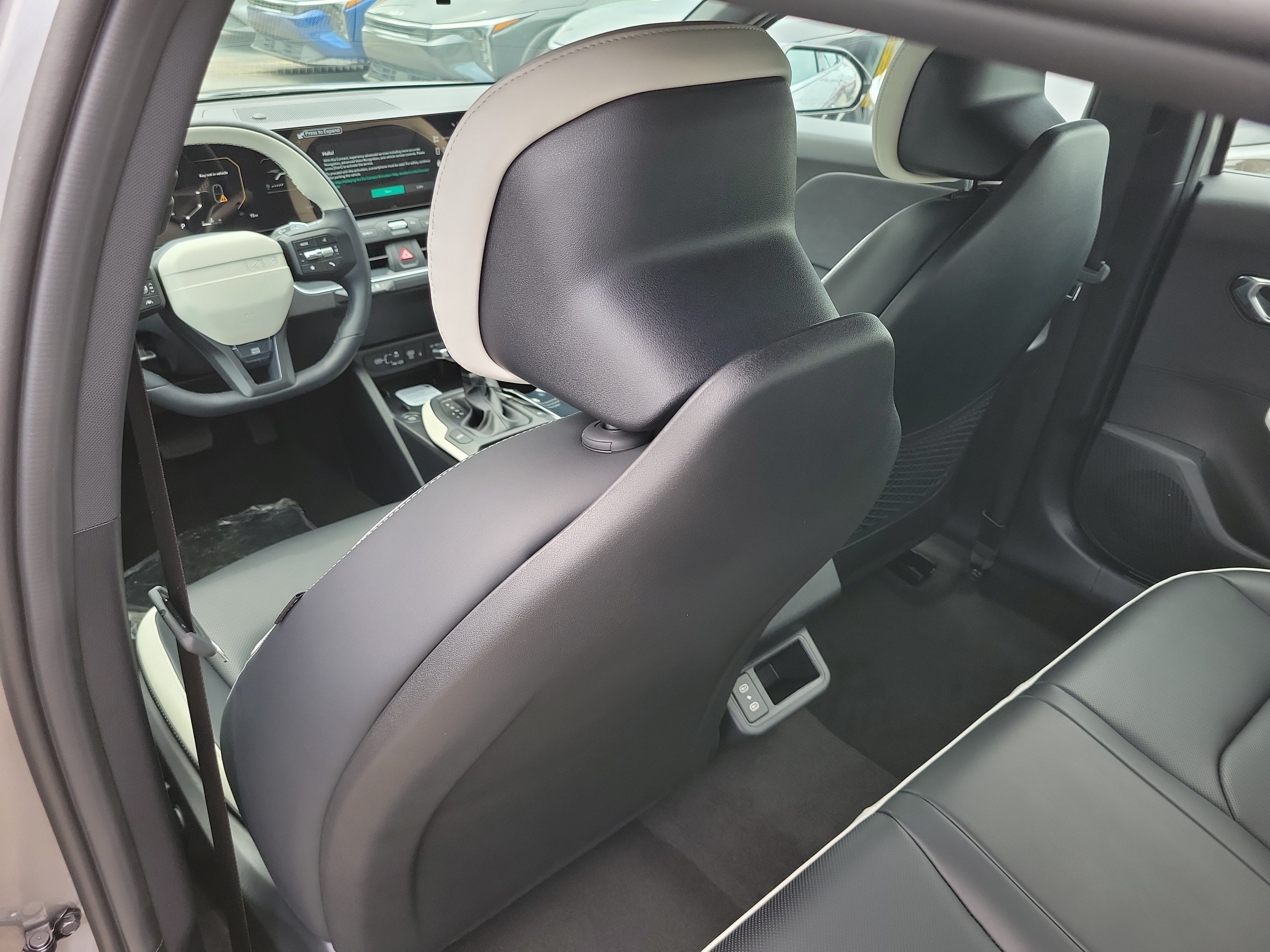 New 2026 Kia K4 GT-Line w/ GT-Line Premium Package FWD image 12