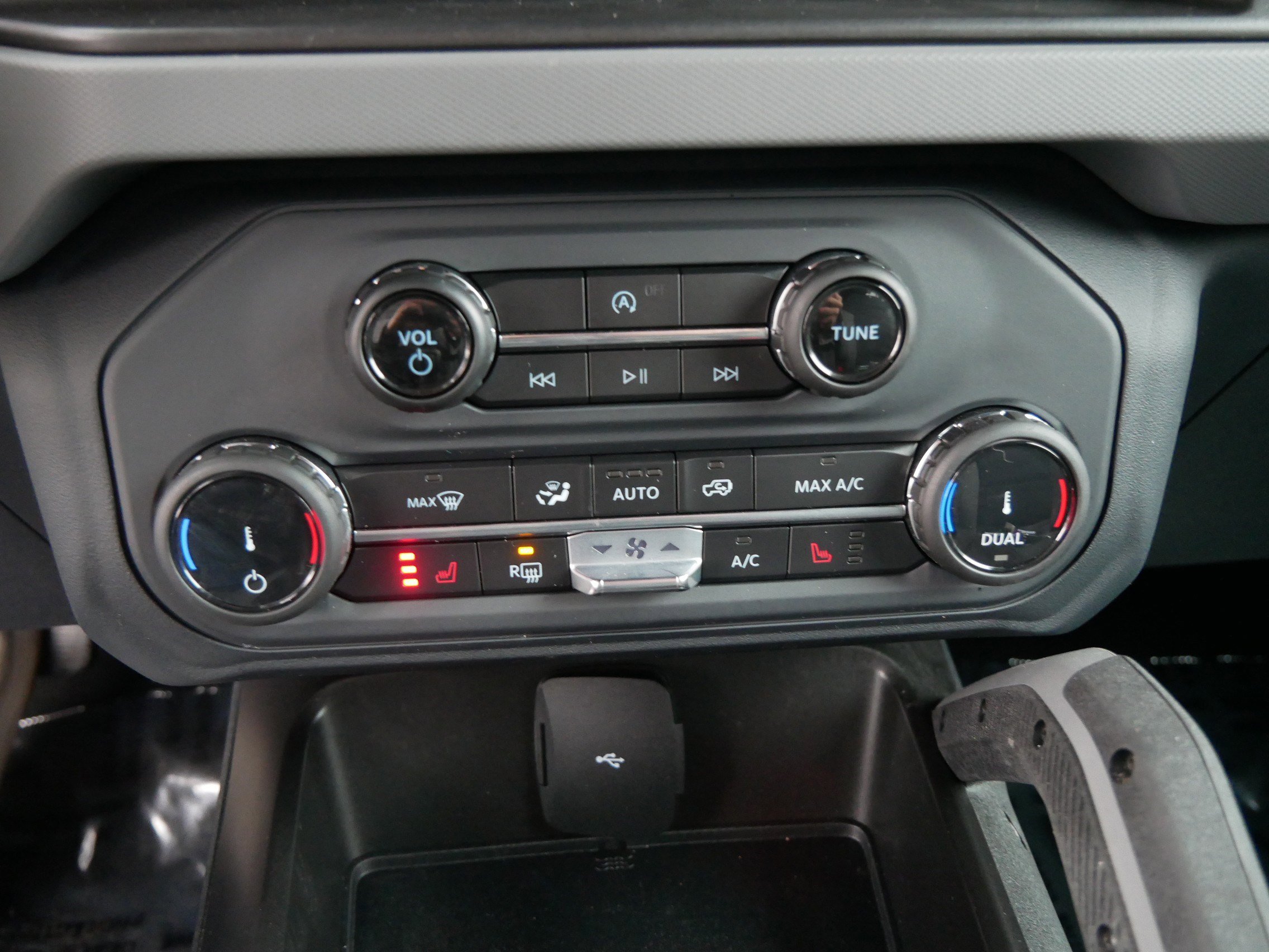 Certified 2022 Ford Bronco Big Bend image 23