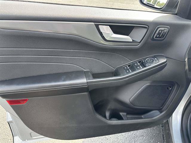 Used 2024 Ford Escape Active w/ Tech Pack #2 AWD/4WD image 9