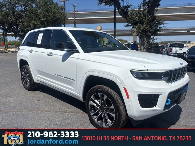 Used 2023 Jeep Grand Cherokee Overland w/ Luxury Tech Group IV