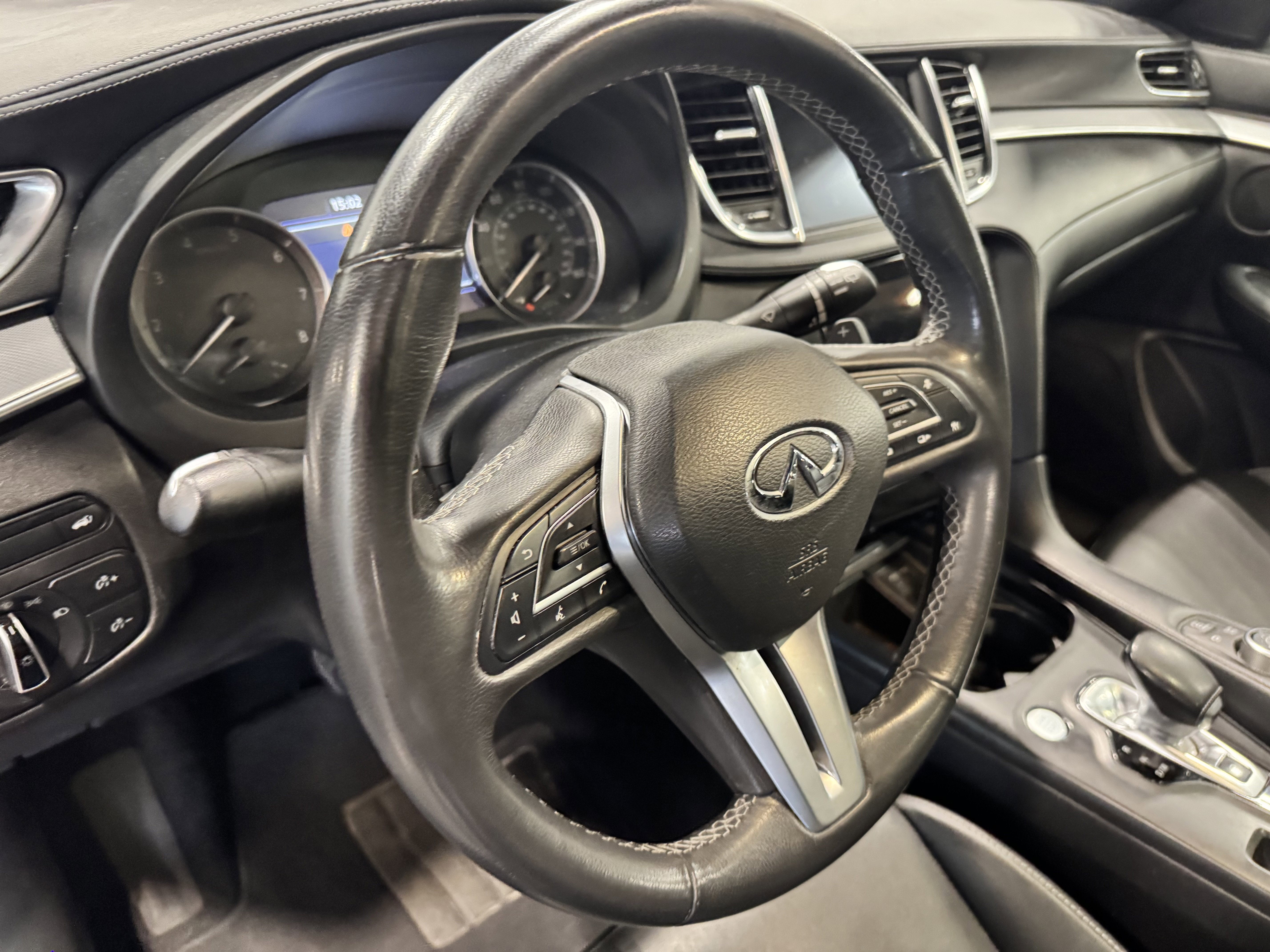 Used 2020 INFINITI QX50 Essential w/ Edition 30 Package image 29