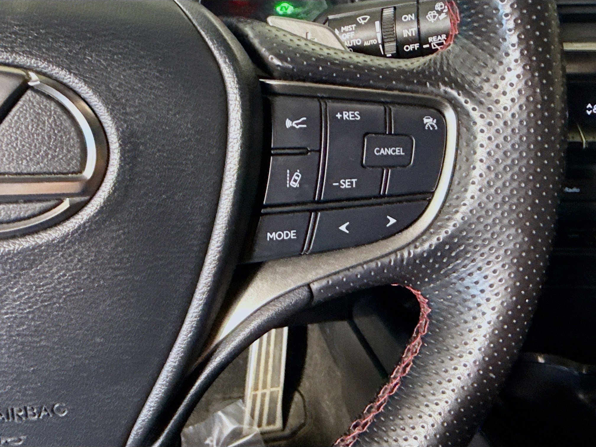Used 2020 Lexus UX 250h F Sport w/ F Sport Premium Package image 15