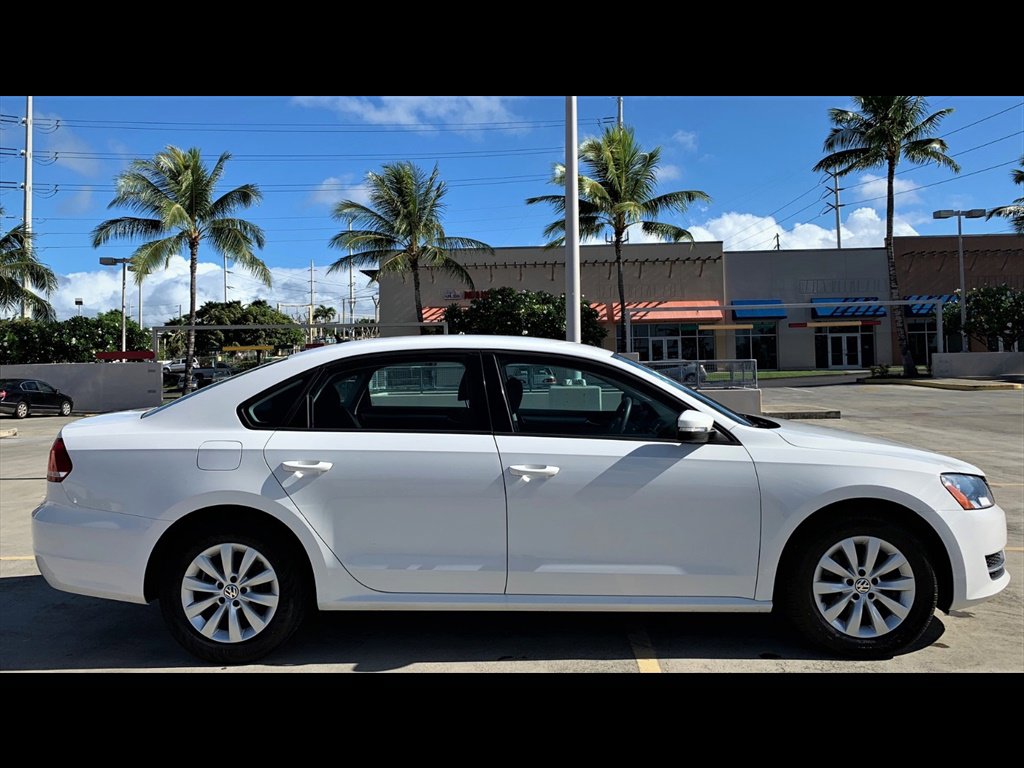 Used 2013 Volkswagen Passat 2.5 S FWD image 4