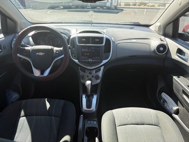 Used 2018 Chevrolet Sonic LT w/ Convenience Package FWD image 8