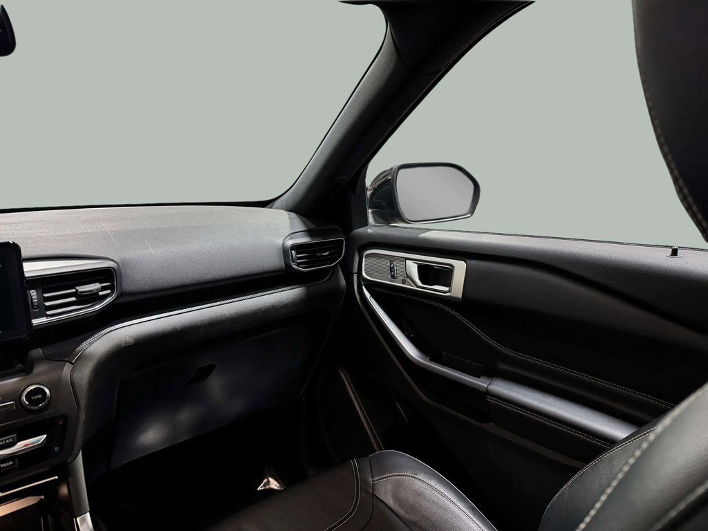 Used 2020 Ford Explorer ST image 22