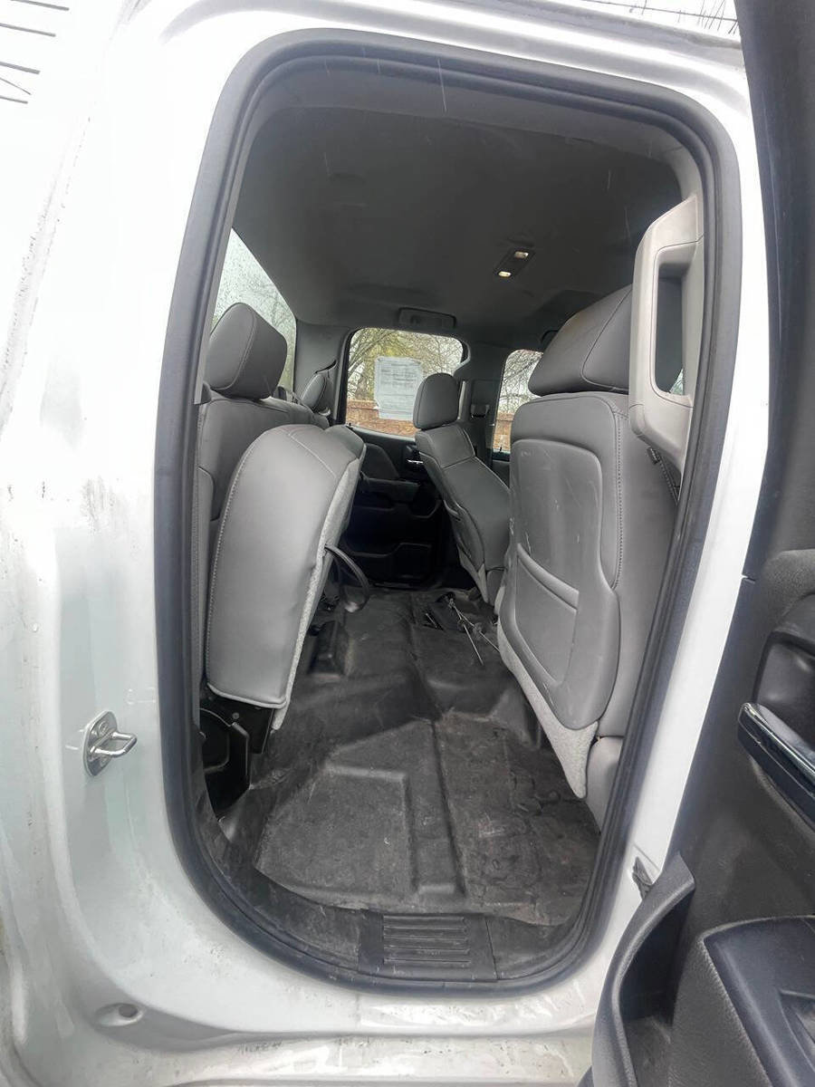 Used 2015 Chevrolet Silverado 2500 W/T RWD image 5