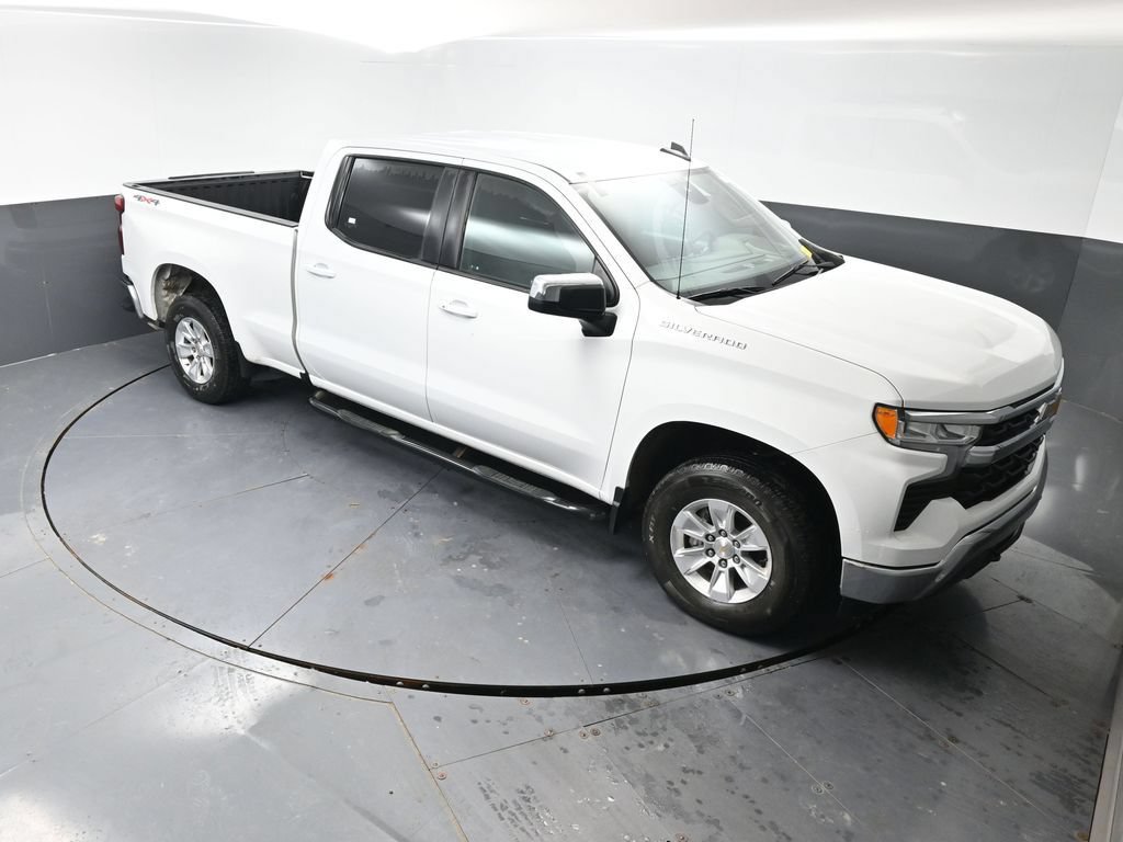 Used 2025 Chevrolet Silverado 1500 LT w/ Work Truck Package AWD/4WD image 17