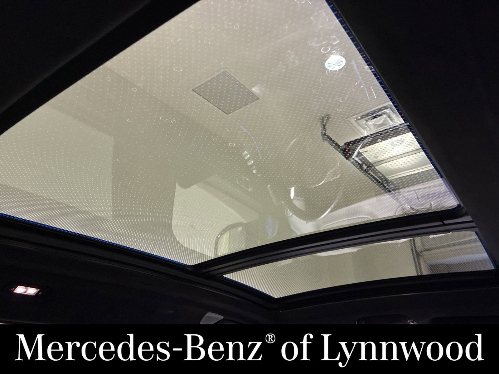 Used 2025 BMW X7 M60i AWD/4WD image 15