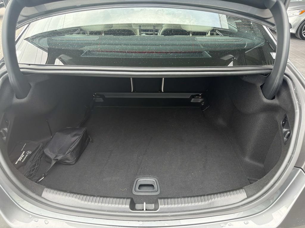 Used 2026 Mercedes-Benz C 300 Sedan image 8