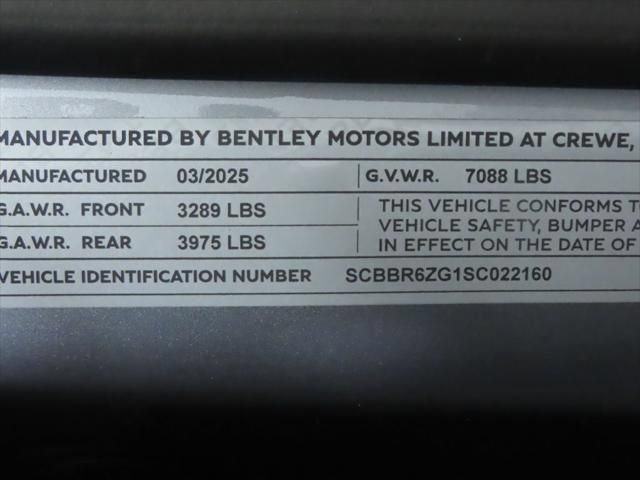 Used 2025 Bentley Flying Spur Plug-In Hybrid AWD/4WD image 34