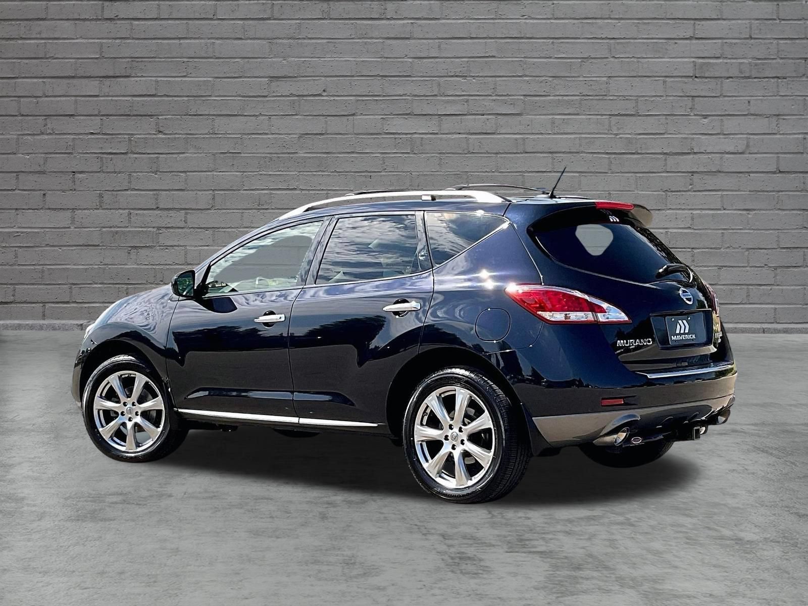 Used 2014 Nissan Murano LE w/ Platinum Edition Package AWD/4WD image 4