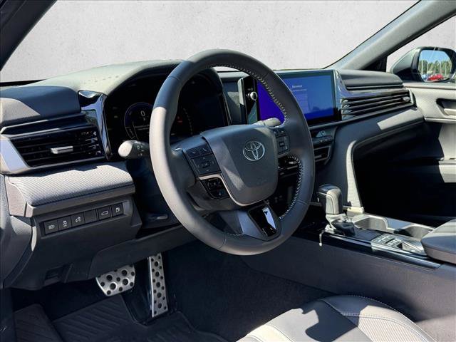 Used 2025 Toyota Camry SE w/ Multimedia Upgrade Package FWD image 9