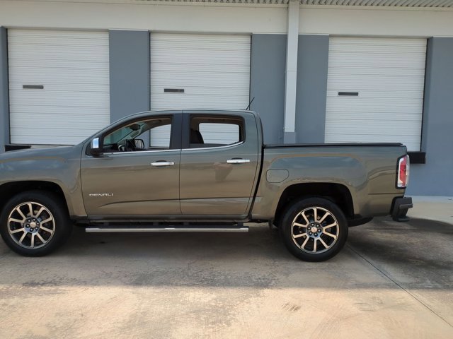 Used 2017 GMC Canyon Denali image 9