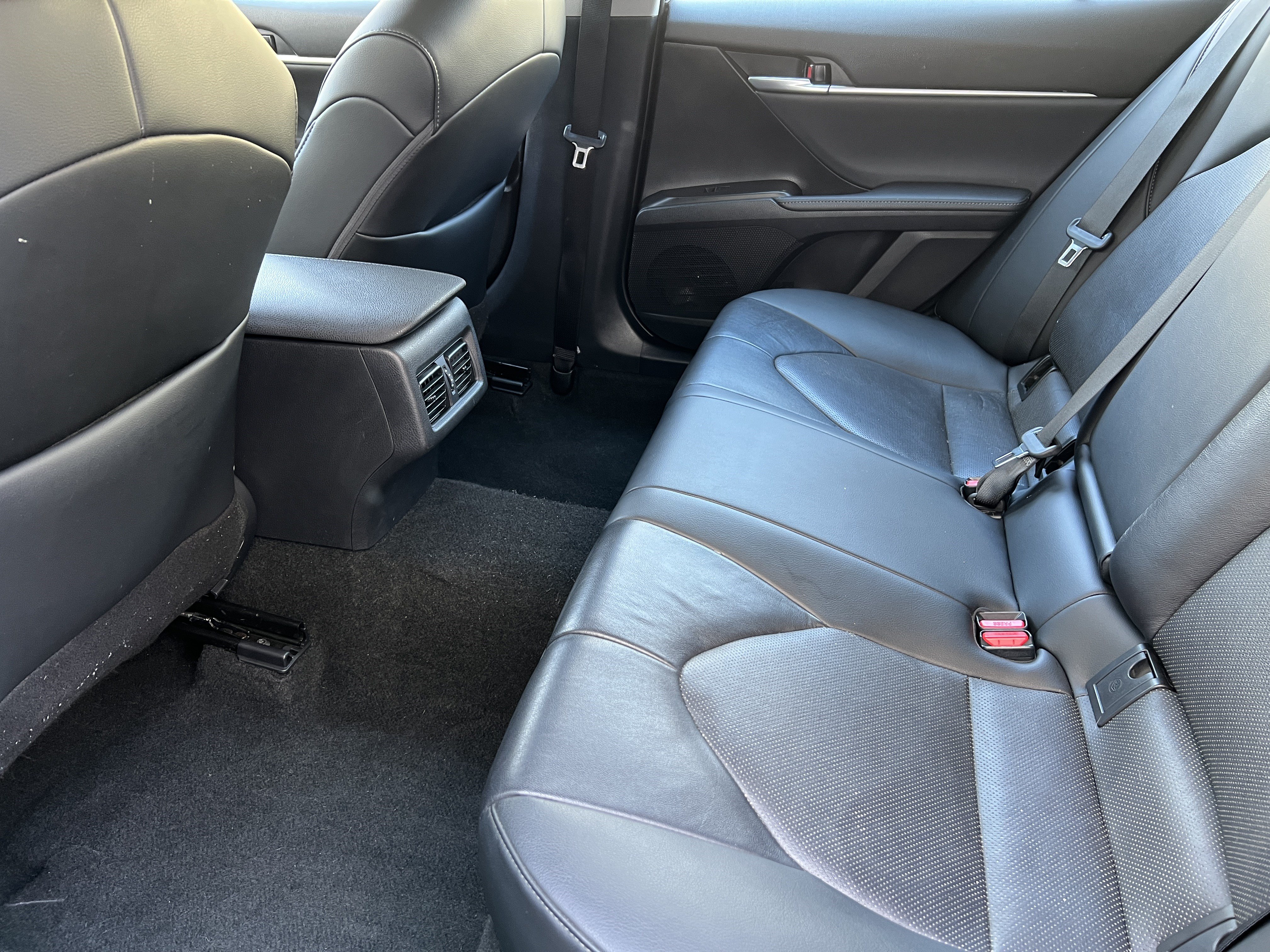 Used 2023 Toyota Camry XLE w/ Cold Weather Package AWD/4WD image 15
