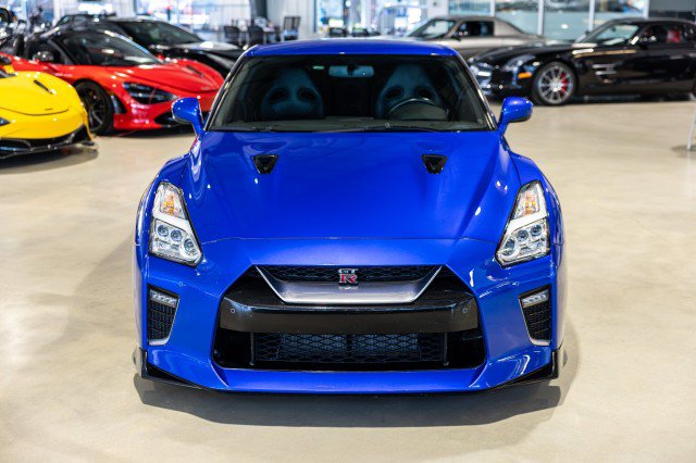Used 2021 Nissan GT-R Premium AWD/4WD image 9