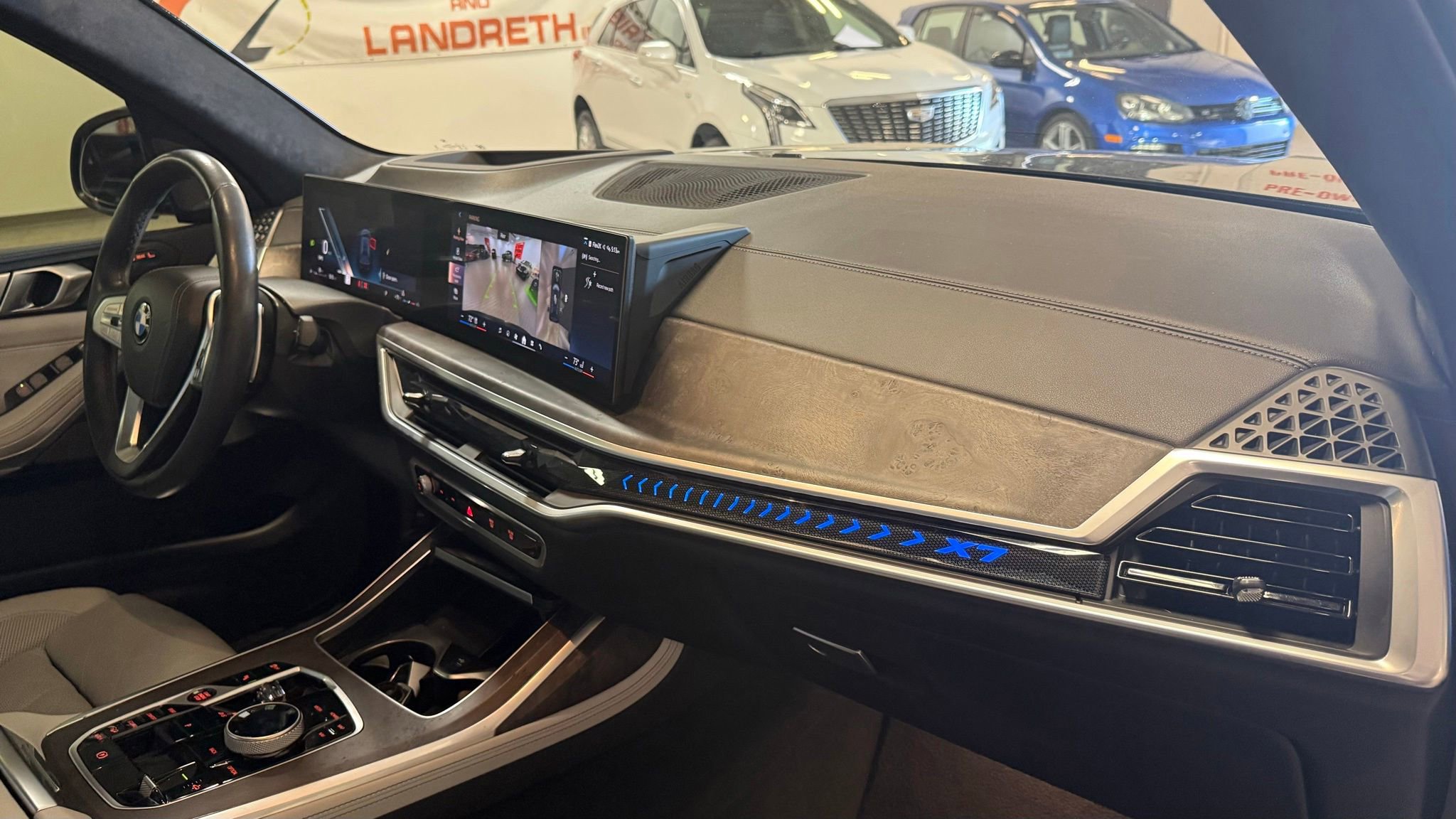 Used 2024 BMW X7 xDrive40i w/ Premium Package AWD/4WD image 12