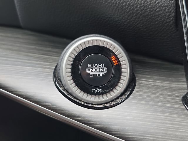 Used 2024 Jeep Wagoneer Series II w/ Flexible Seating Group image 24