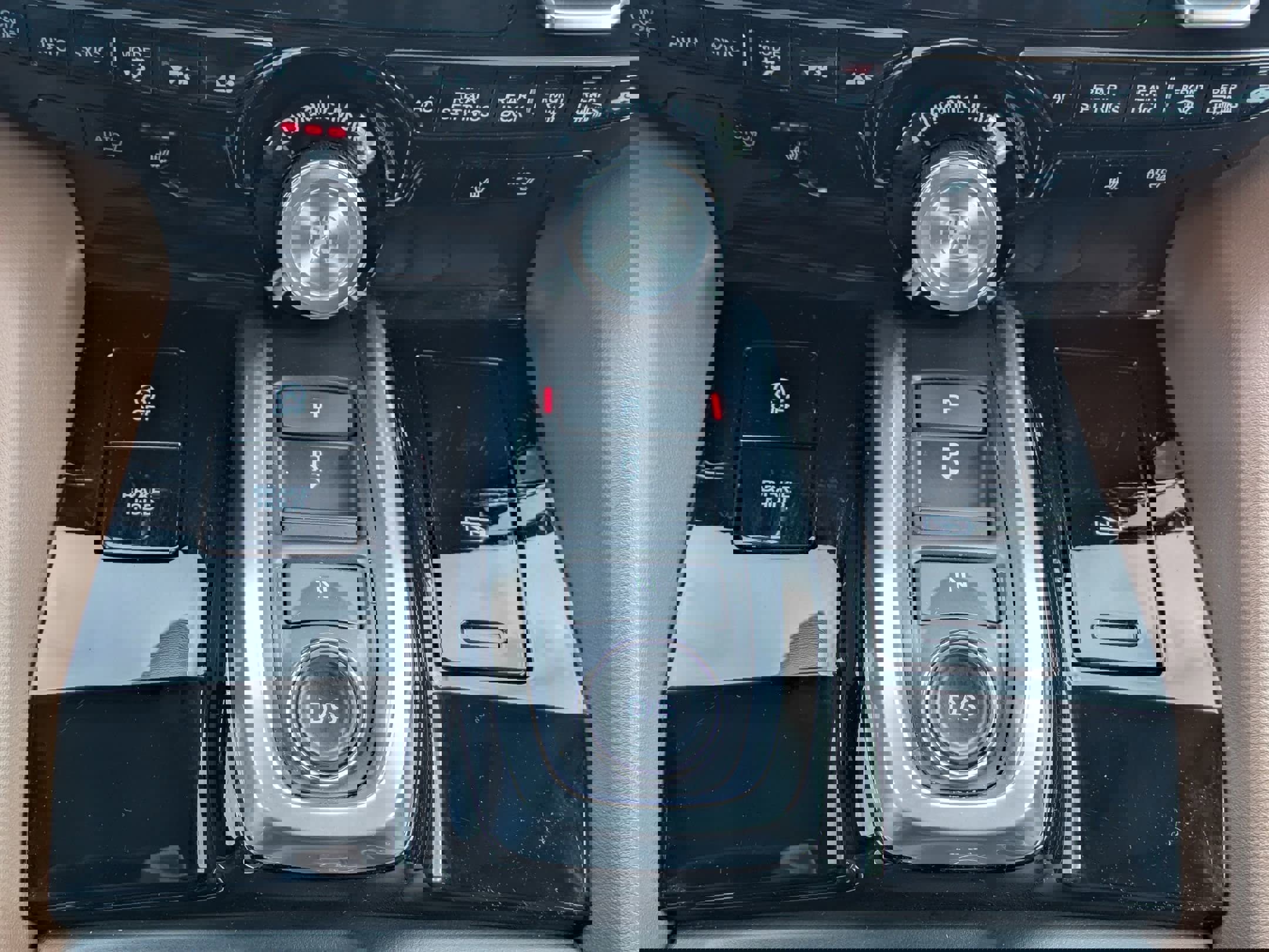 Used 2023 Acura MDX FWD w/ Technology Package image 16