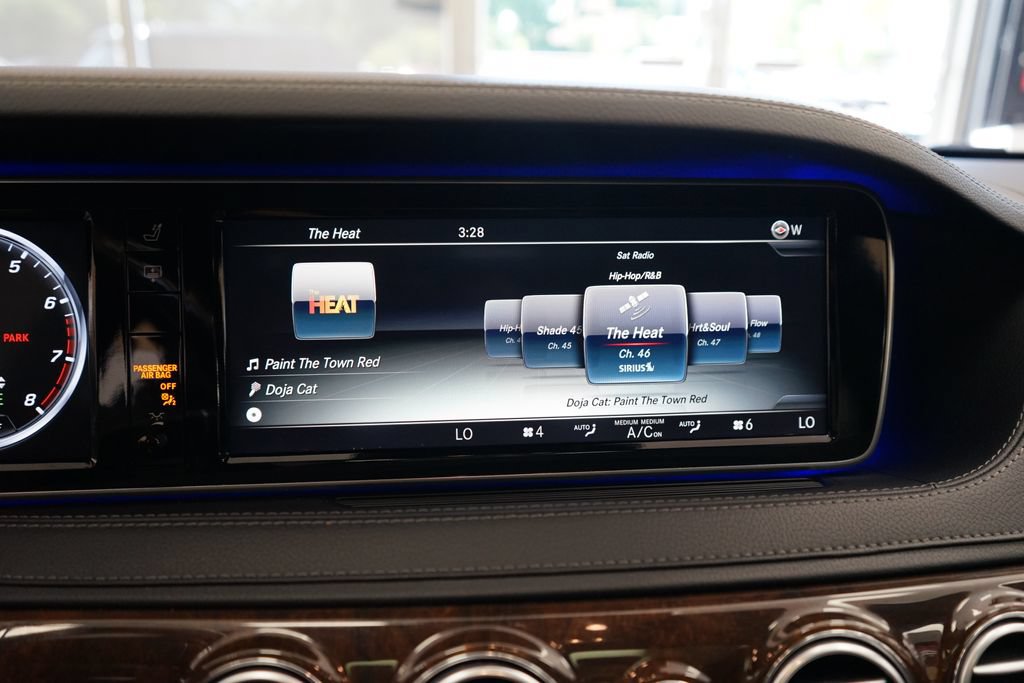 Used 2015 Mercedes-Benz S 550 4MATIC Sedan image 37
