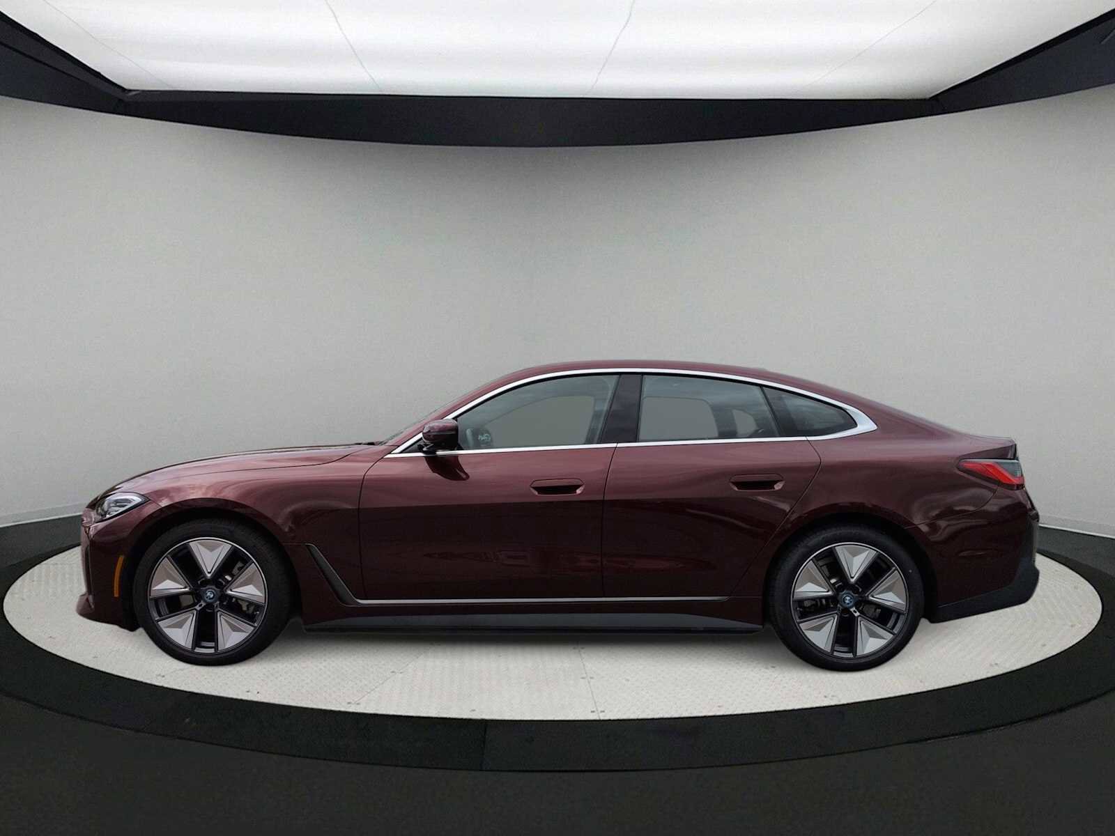 Certified 2023 BMW i4 eDrive35 RWD image 5