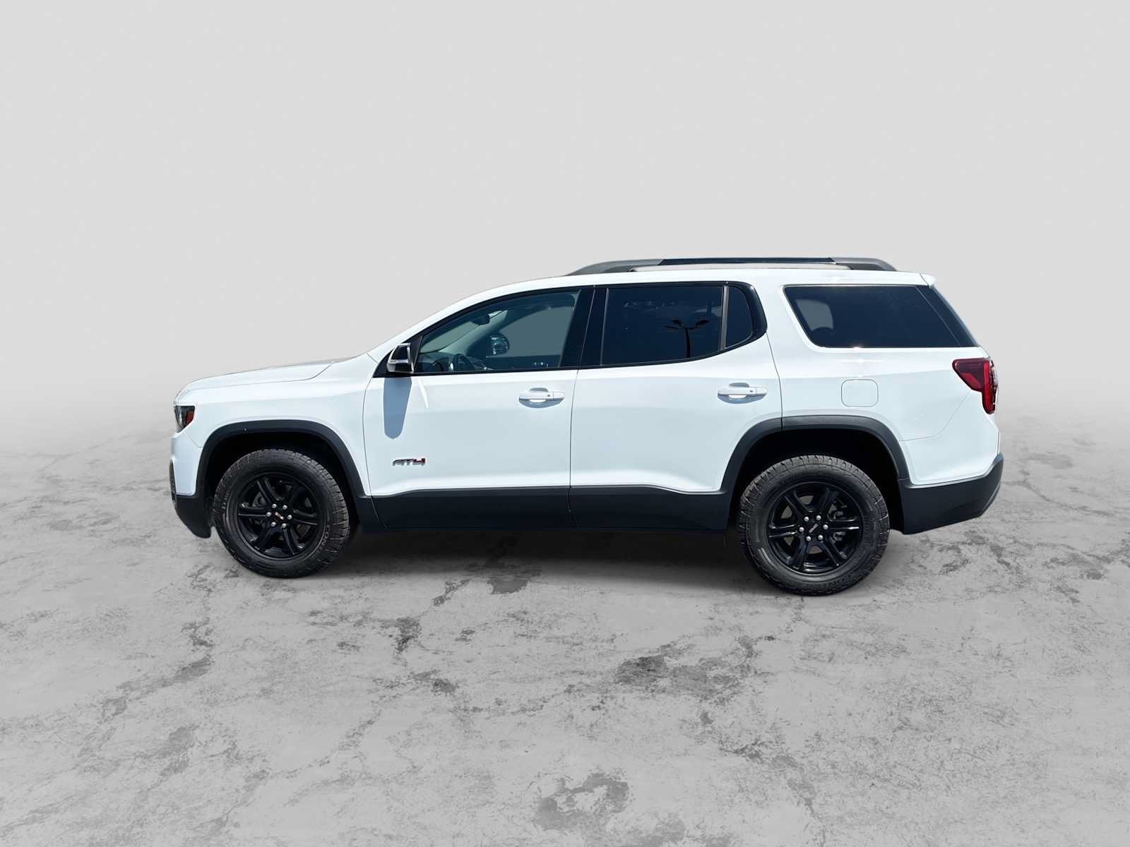 Used 2020 GMC Acadia AT4 w/ Trailering Package AWD/4WD image 5