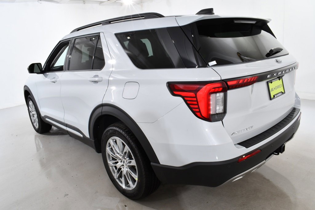 New 2025 Ford Explorer Active w/ Active Comfort Package image 15