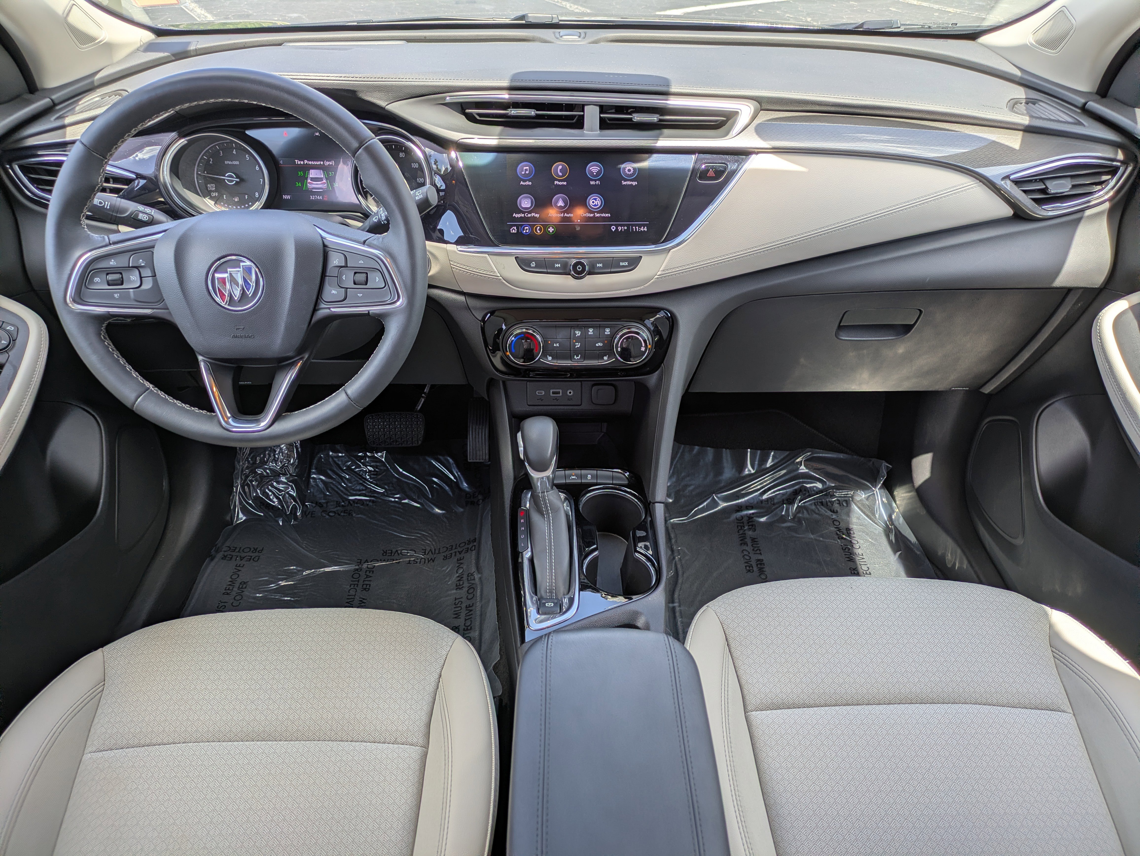 Used 2023 Buick Encore GX Preferred w/ Cold Weather Comfort Package FWD image 12