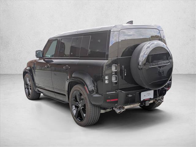 Certified 2025 Land Rover Defender 110 V8 AWD/4WD image 8