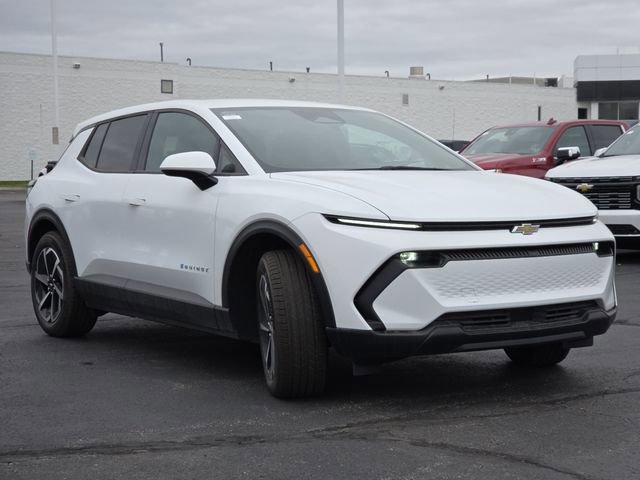New 2026 Chevrolet Equinox EV LT image 13