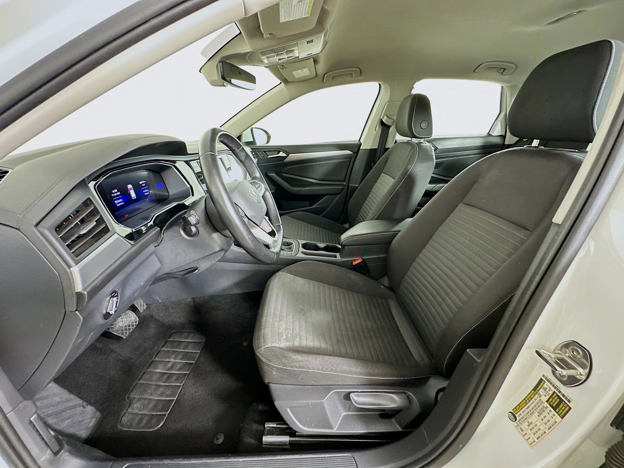 Used 2024 Volkswagen Jetta S image 13