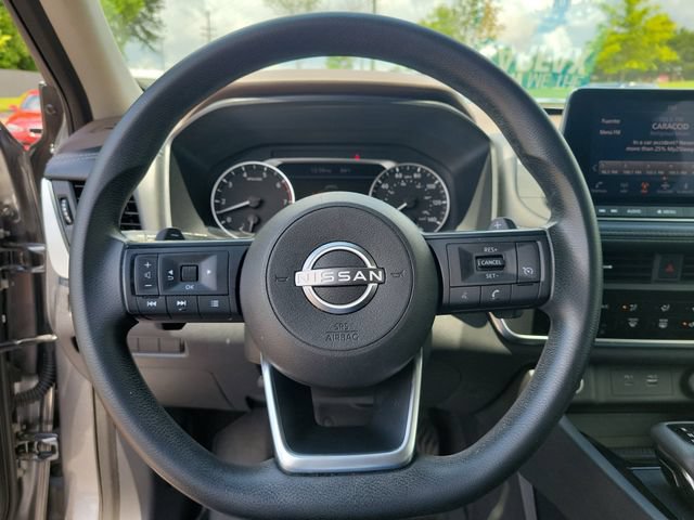 Used 2023 Nissan Rogue S AWD/4WD image 22