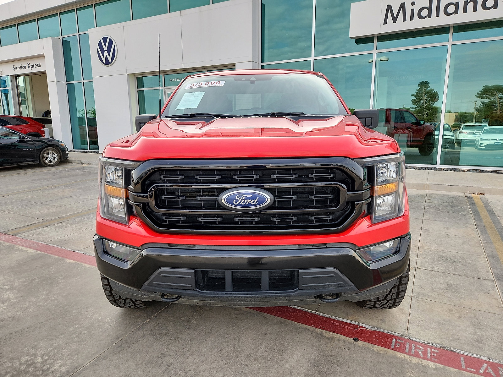 Used 2023 Ford F150 XLT image 2