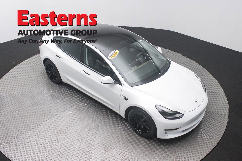 Used 2023 Tesla Model 3 Standard Range RWD image 3