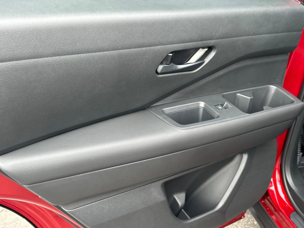 New 2026 Nissan Pathfinder SV image 14