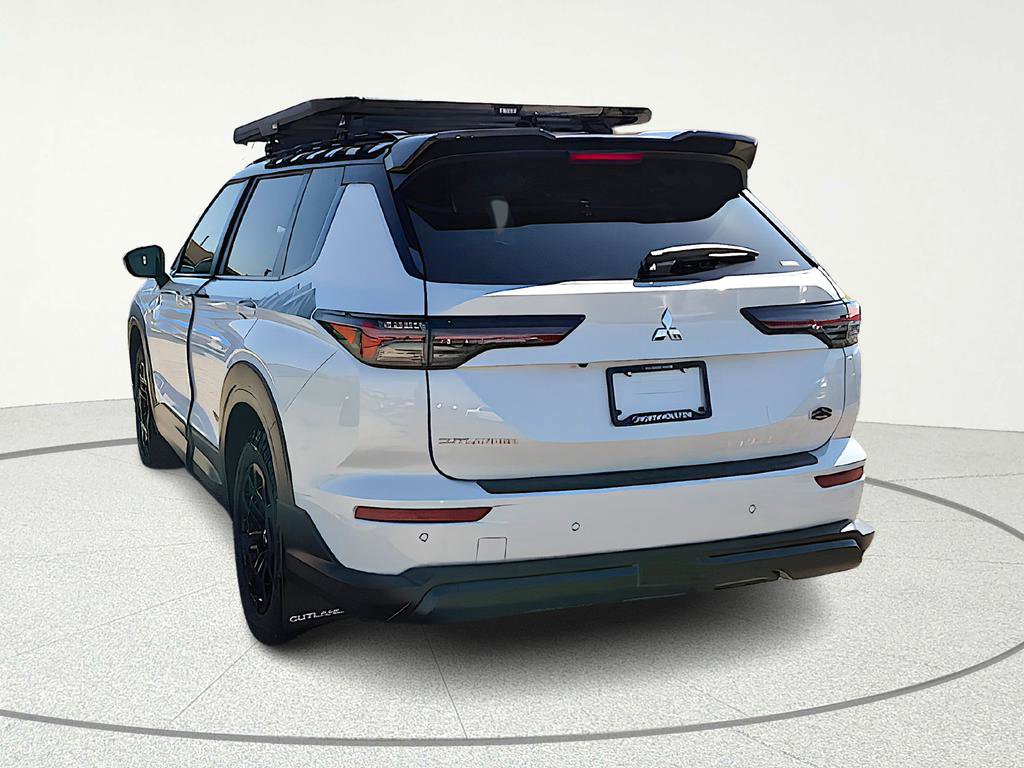 New 2026 Mitsubishi Outlander AWD image 5