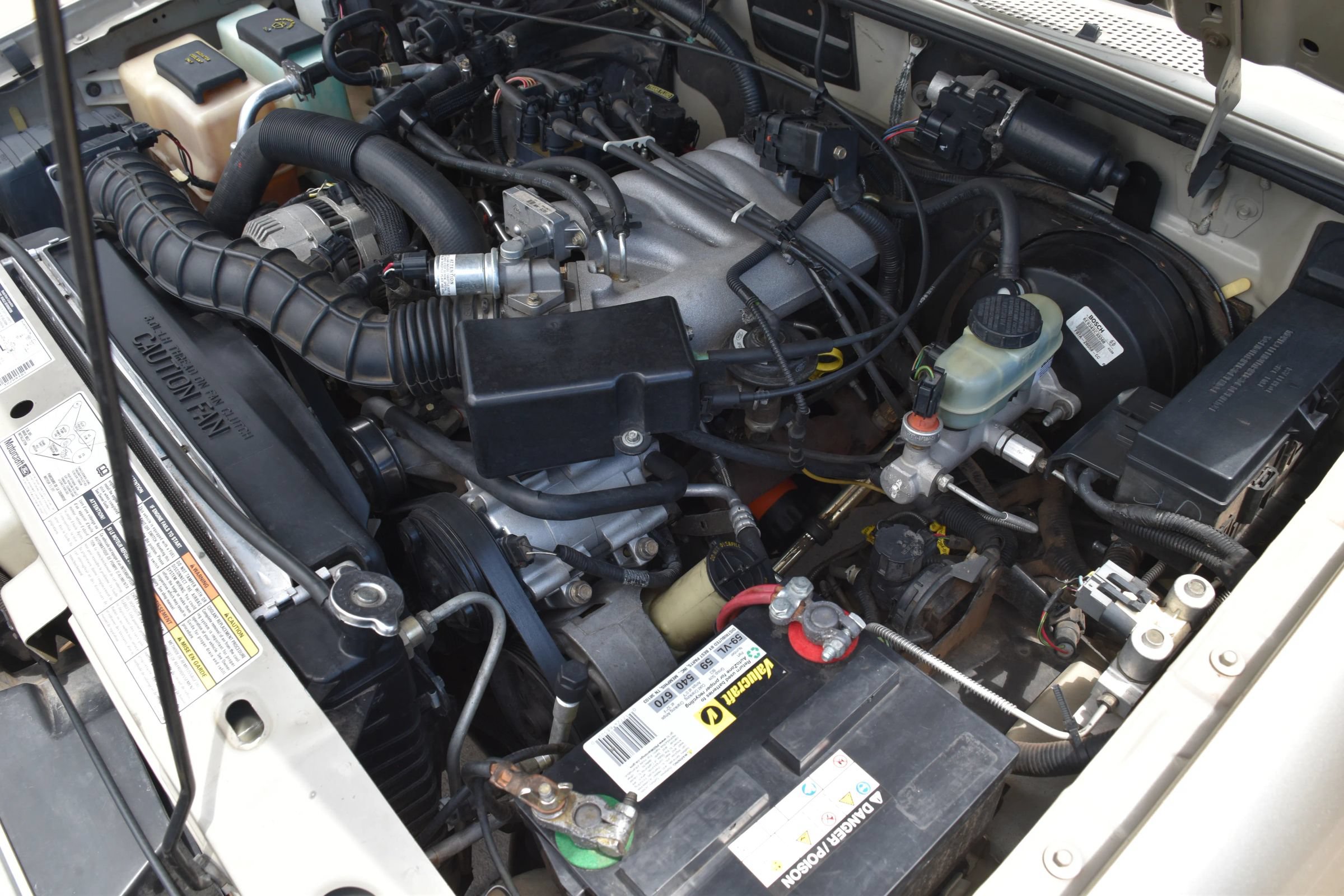 Used 2000 MAZDA B-Series Pickup 2WD Cab Plus B3000 image 12