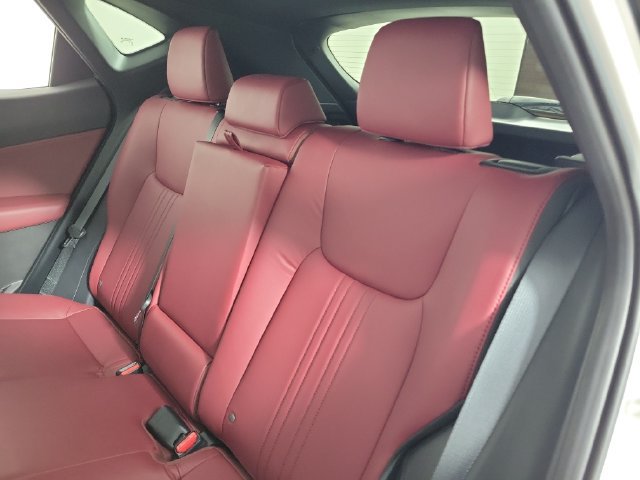 Used 2024 Lexus NX 250 FWD w/ Towing Package (2000 Lbs) image 13