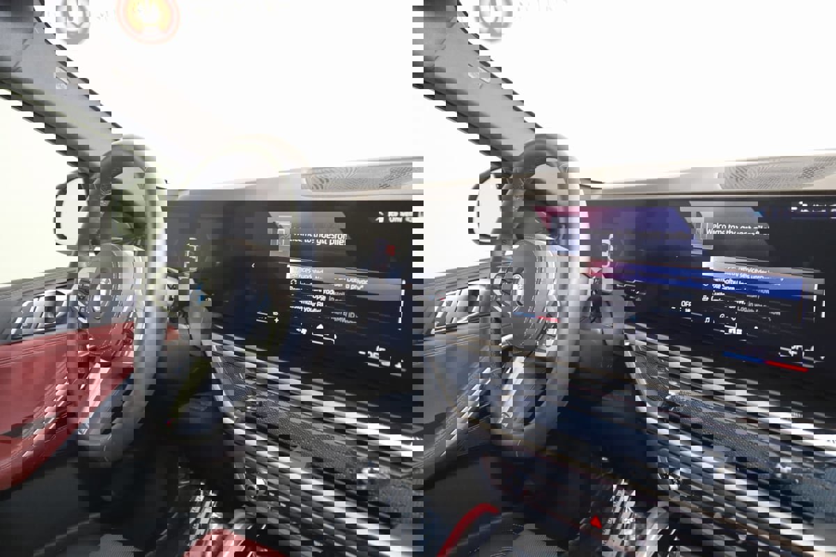 Used 2024 BMW X6 xDrive40i image 61