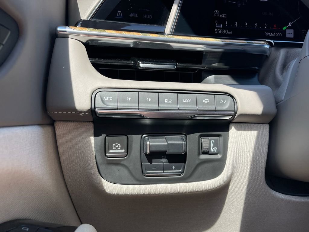 Used 2021 Cadillac Escalade ESV Premium Luxury Platinum image 26